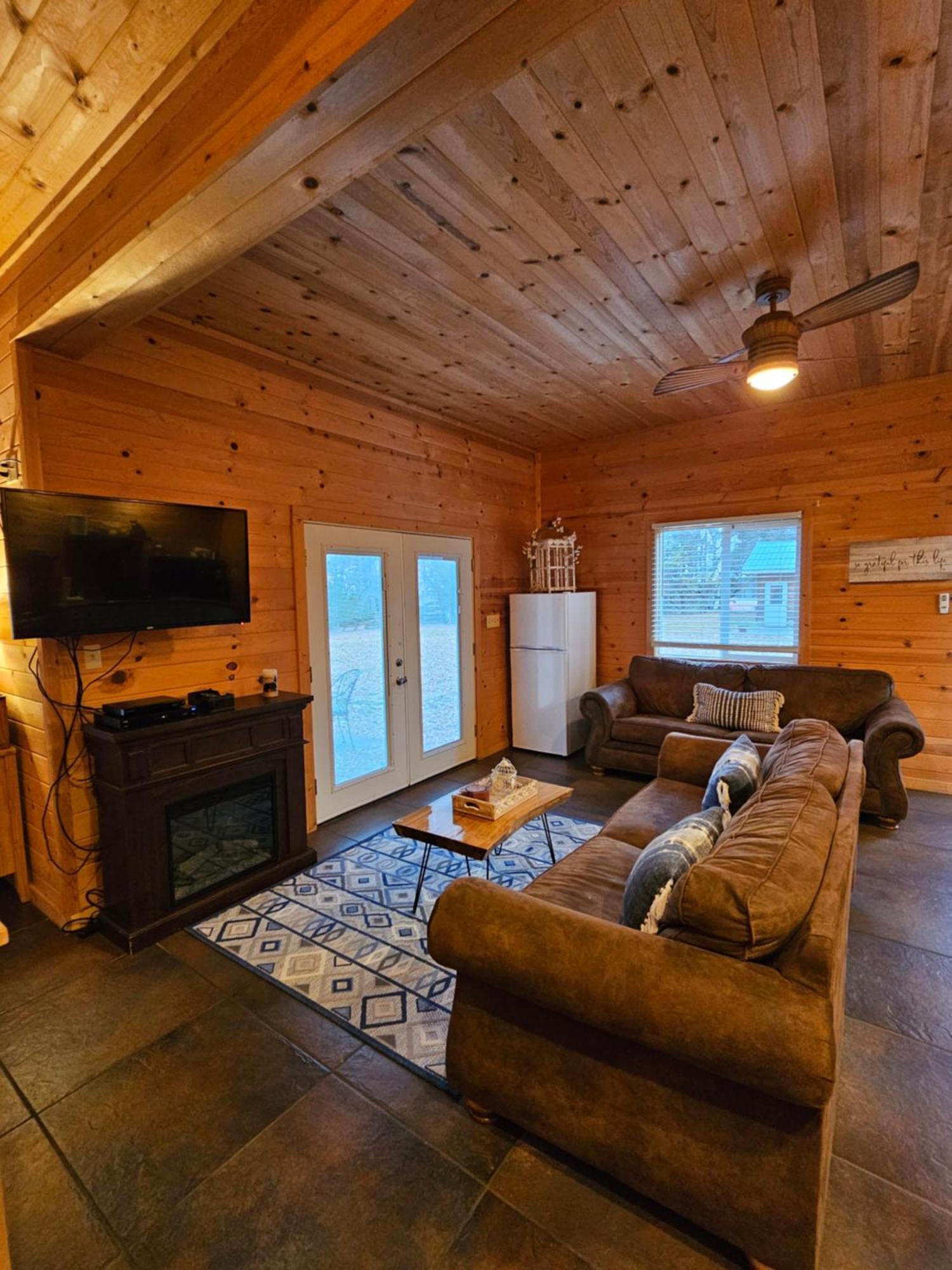 5 Min To Beaver Lake-King Bed-Fire Pit-Jetted Tub #3 Eureka Springs Exterior photo